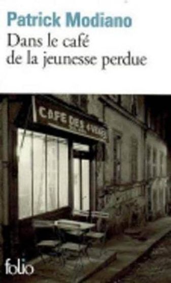 Dans le café de jeunesse perdue