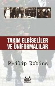 Takım Elbiseliler Ve Üniformalılar