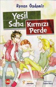 Yeşil Saha - Kırmızı Perde